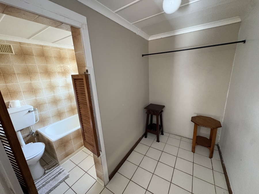 4 Bedroom Property for Sale in Nahoon Beach Eastern Cape